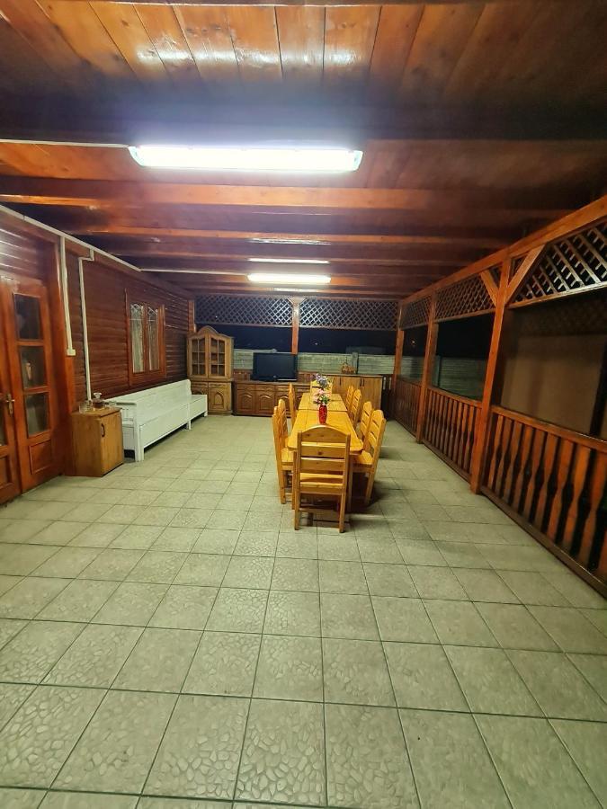Pensiunea Sanziana Hotel ออราแด ภายนอก รูปภาพ