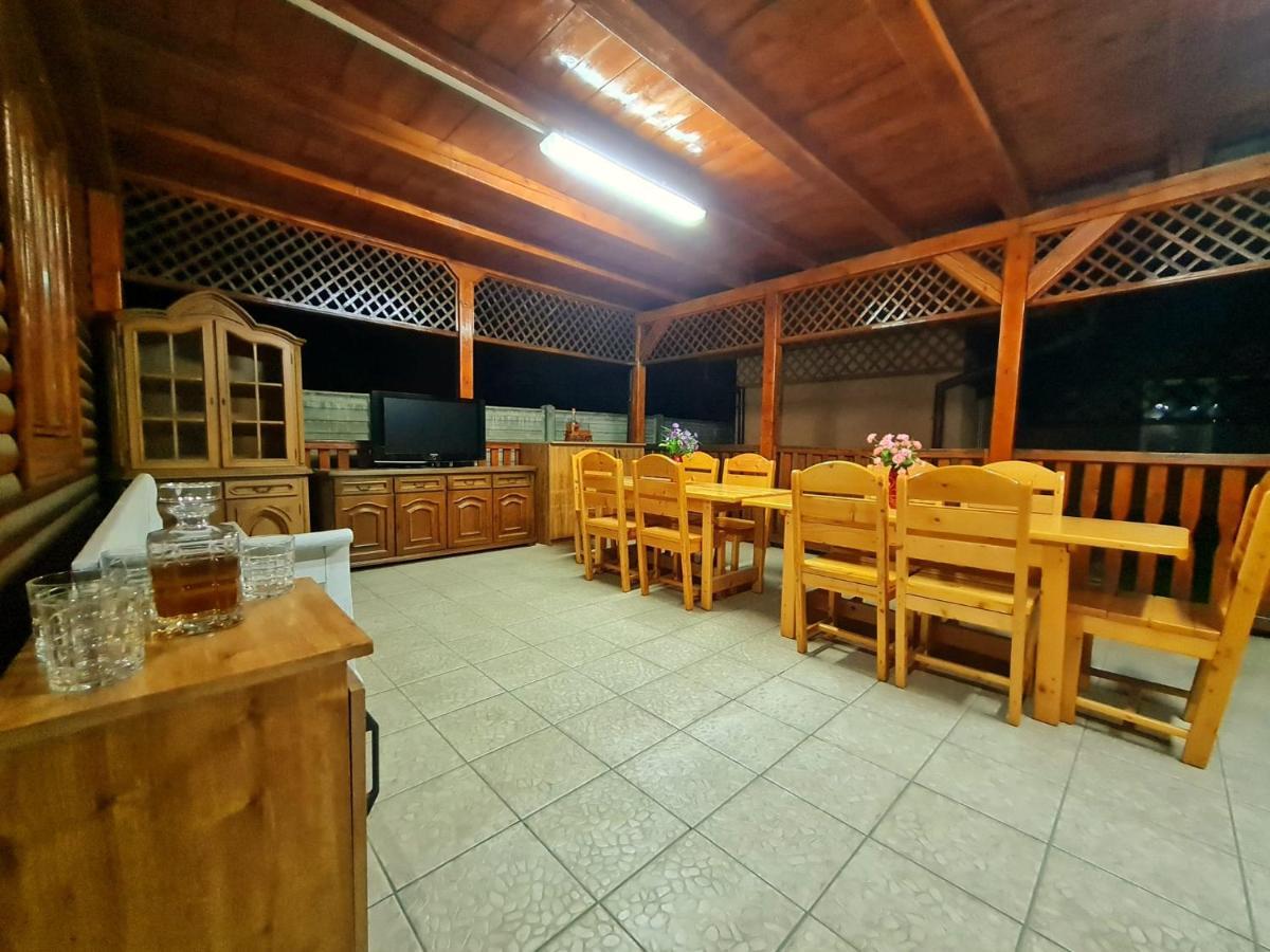 Pensiunea Sanziana Hotel ออราแด ภายนอก รูปภาพ