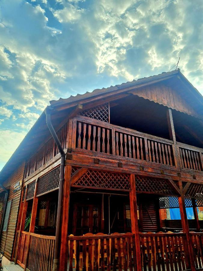 Pensiunea Sanziana Hotel ออราแด ภายนอก รูปภาพ